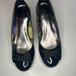 New Without Box George Black Patene Heels With Embellished Bow WOMENS US SIZE 5